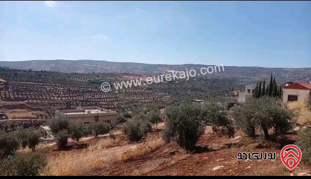 أرض مميزة مساحة 1800م باطلاله دائمة للبيع في السلط الصبيحي منطقة بيوضه