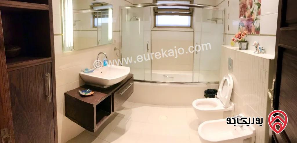 شقة مفروشة أرضية مساحة 360م مع حديقة 200م للايجار في عمان - الرابية