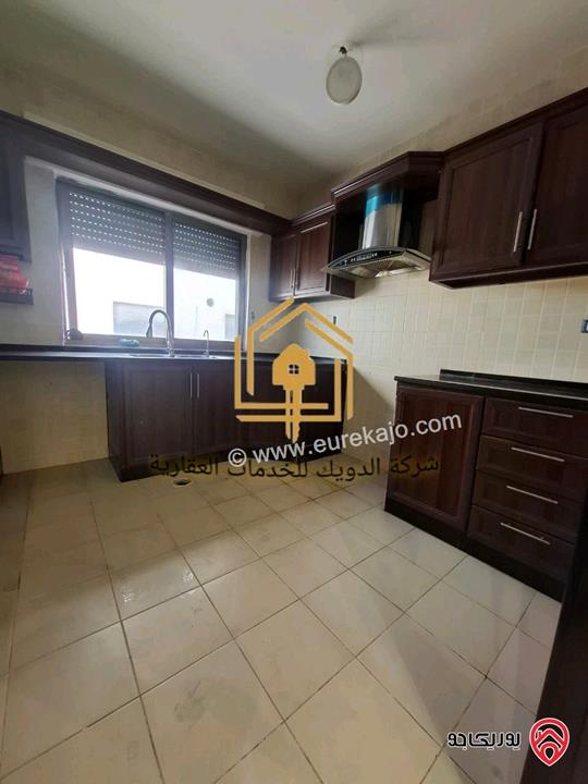 شقة سوبر ديلوكس طابق ارضي مساحة 130م للإيجار في عمان - ام السماق 