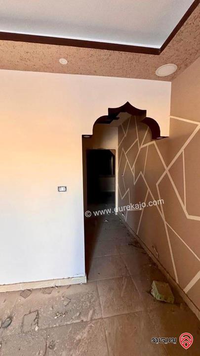 بيت مستقل مميز مساحة 800م على أرض 757م للبيع في عمان - منطقة ام نوارة 