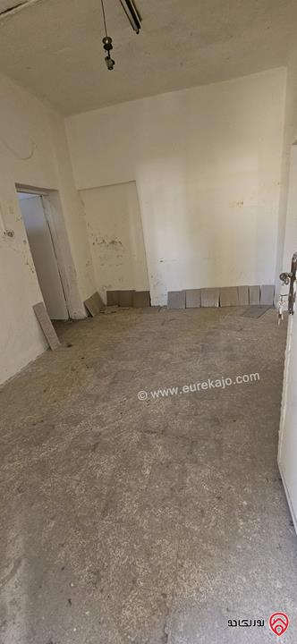 عمارة على أرض 250م للبيع في عمان - جبل النزهة