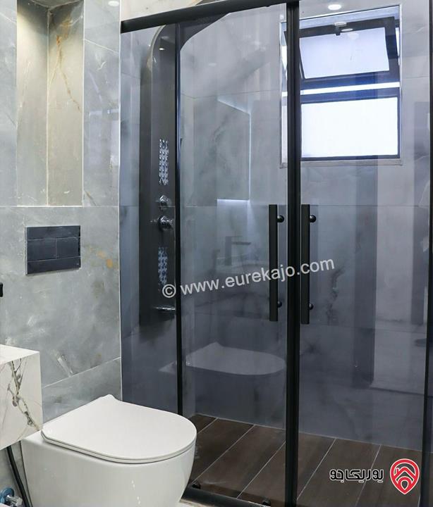 شقة مميزة سوبر ديلوكس طابق ثالث مع روف بناء جديد مساحة 196م للبيع في عمان - المقابلين