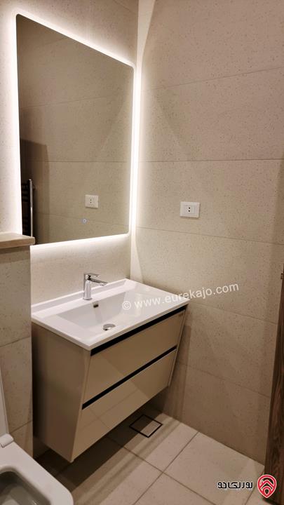 شقة مميزة أرضية مساحة 225م للبيع في عمان - الجبيهة 