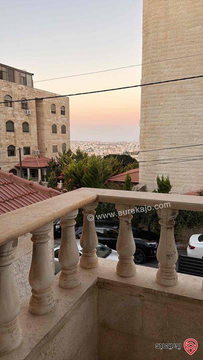 شقة مساحة 125م طابق اول للبيع في عمان - الجبيهة من المالك