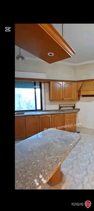 شقة مساحة 170م طابق أول للبيع في عمان - مرج الحمام قرب دوار البرديني  