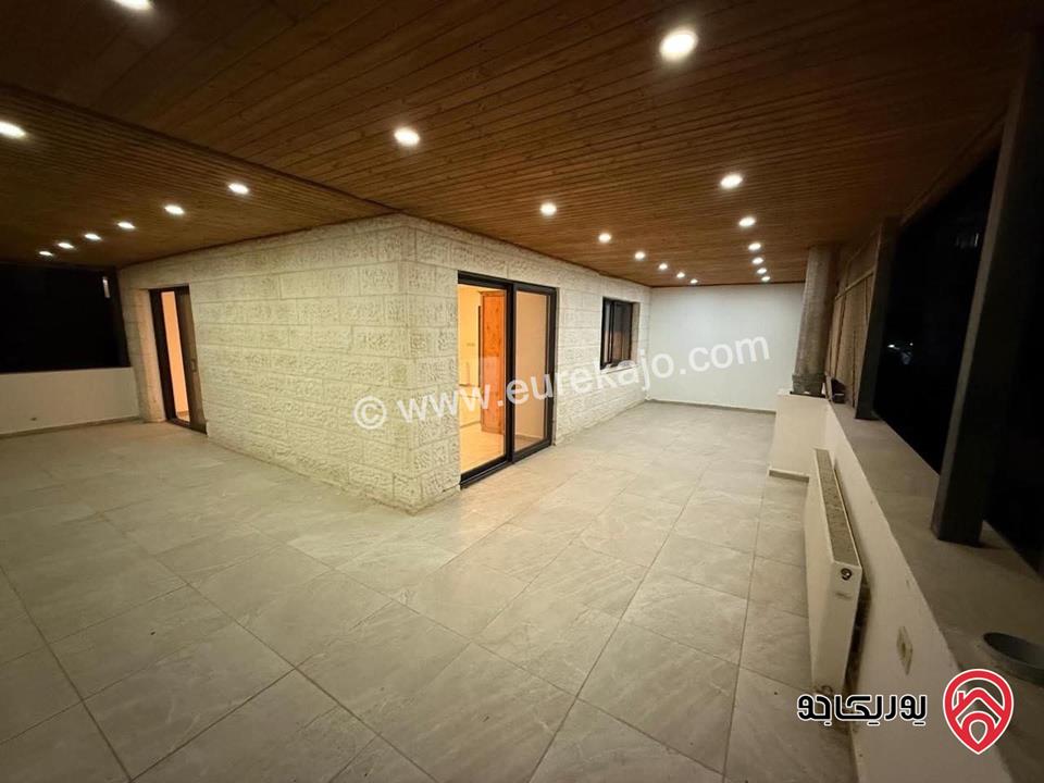 روف طابق ثاني مساحة 100م داخلي و 100م خارجي للايجار في عمان - دابوق 