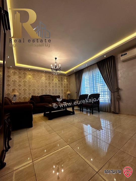 شقة طابق ثالث مساحة 232م للبيع في عمان - ضاحية النخيل 