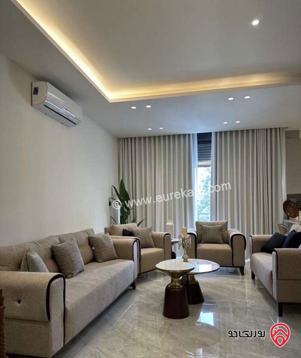 شقة مفروشة طابق أول مساحة 160م للايجار السنوي في عمان - دير غبار 