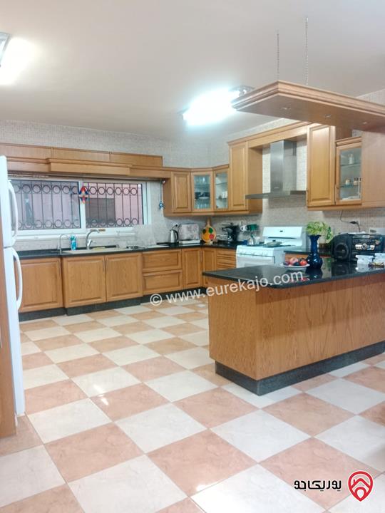 فيلا مستقلة مساحة 690م على أرض 1006م للبيع في عمان - ابونصير