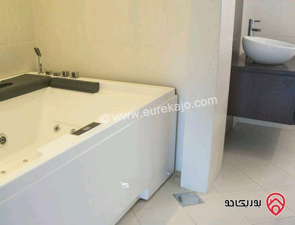 فيلا متلاصقة مساحة 708م على أرض 500م للبيع في عمان - الظهير 