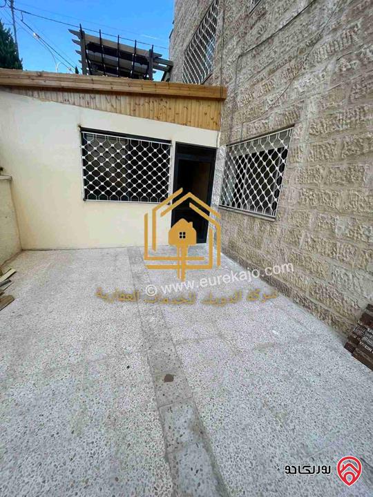 شقة فارغة طابق تسوية مساحة 90م للإيجار في عمان - دير غبار 