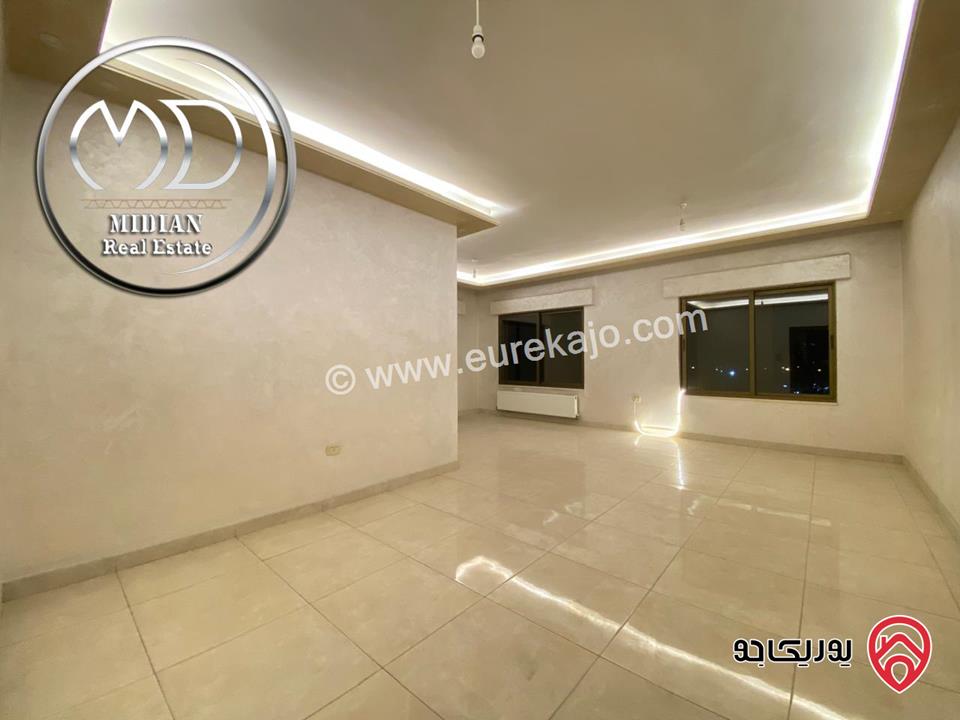 شقق جديدة مساحة 175م  سوبر ديلوكس اطلالة جميلة للبيع في عمان - دير غبار بسعر مميز جداً