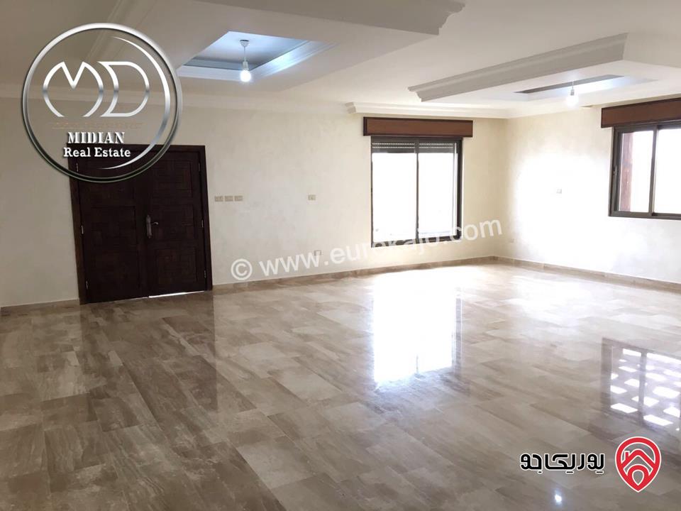 فيلا جديدة فارغة للايجار في عمان - الظهير مساحة 600م تشطيبات و ديكورات سوبر ديلوكس اطلالة جميلة بسعر مميز