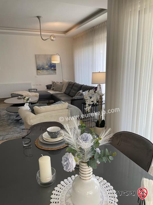 شقة مفروشة طابق ارضي معلق مساحة 167م للايجار في عمان - الصويفية