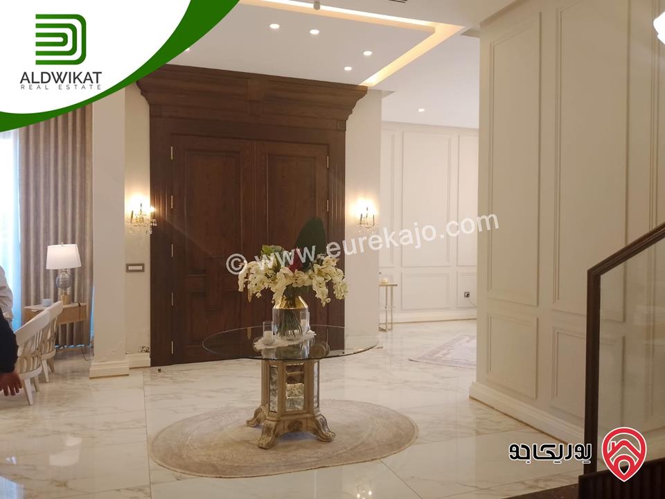 فيلا للبيع في عمان - الظهير مساحة البناء 1000م ومساحة الارض 750م ذات موقع اطلالة بانوراما  تشطيبات سوبرديلوكس  