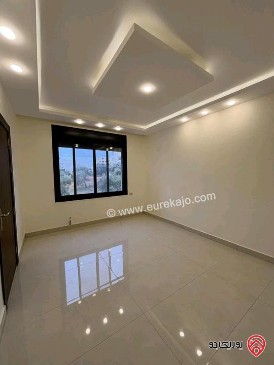 شقة طابق ثاني مساحة 176م للبيع في عمان - شفا بدران