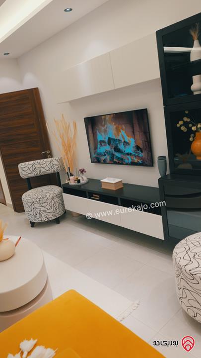 شقة طابق ثالث دوبلكس مساحة 207م للبيع في اربد - الراهبات الوردية