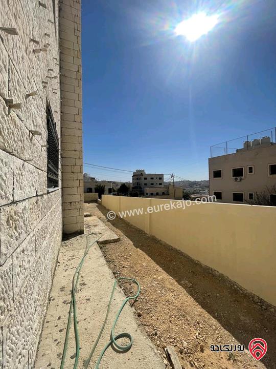 فيلا مكونة من 3 طوابق على أرض 500م للبيع في عمان - شفا بدران 