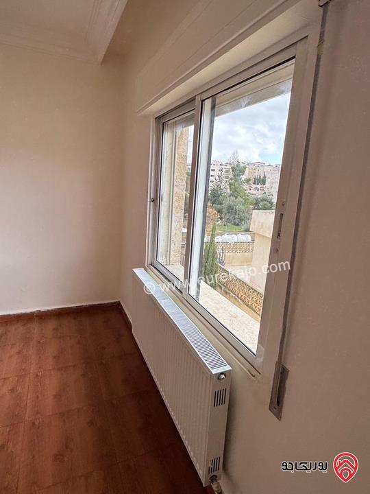 شقة طابق ثاني مساحة 200م للايجار في عمان - مرج الحمام