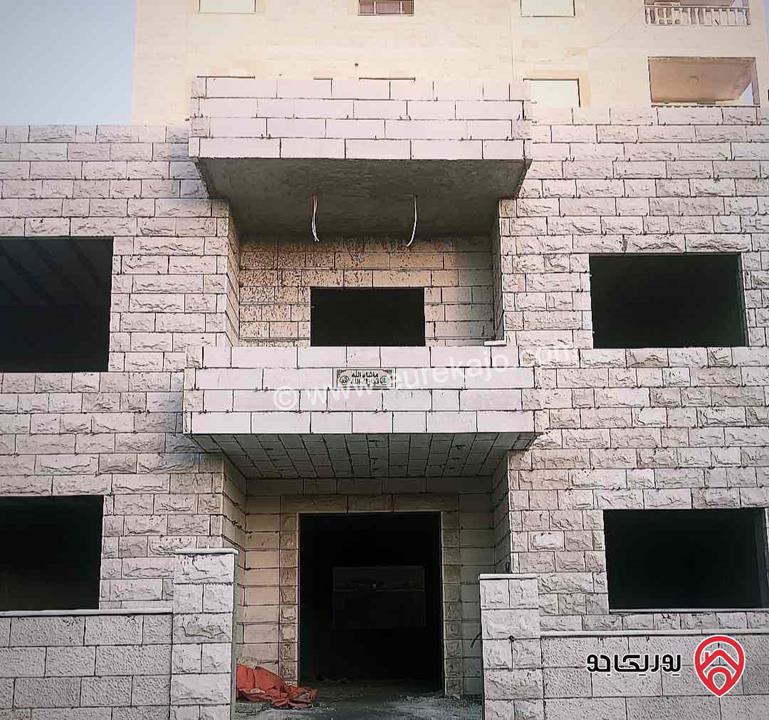 بيت مستقل طابقين عظم على أرض مساحة 351م للبيع في عمان - طبربور