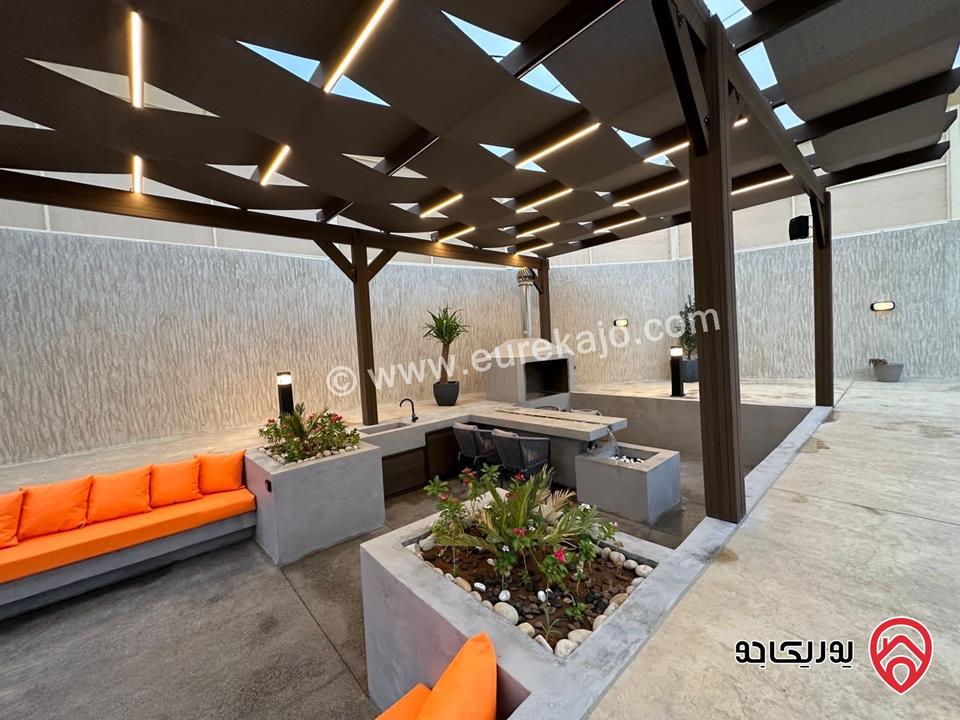 فيلتان متلاصقتان كل فيلا قائمة على قطعة أرض 600م مع أرض 800م للبيع في البحر الميت - الرامة