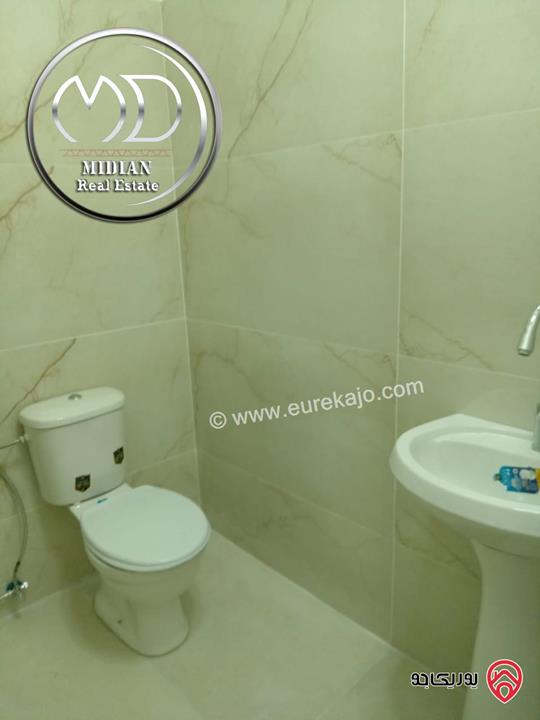 شقة ارضية للبيع في عمان - الشميساني مساحة 175م مع ترس و حديقة 300م تصلح للاستثمار بسعر مميز جداً