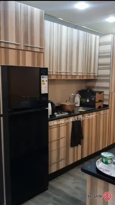 فيلا دوبلكس مساحة البناء 770م مساحة الارض 460م للبيع في عمان - البنيات