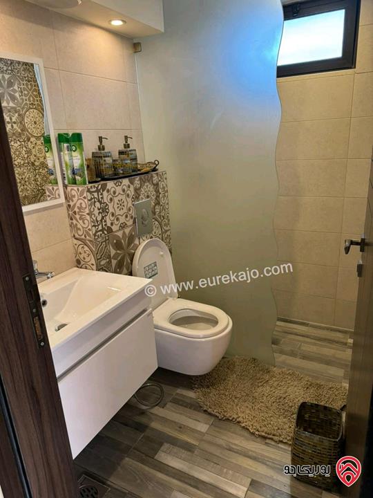 Deluxe Furnished one bed room roof for rent in Abdoun corridor with amazing view..روف مميز بإطلالة رائعة للايجار في ربوة عبدون