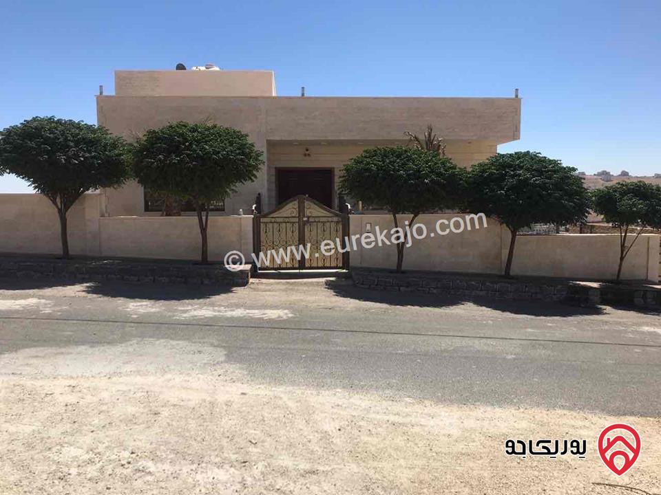 فيلا مساحة 550م على أرض 750م للبيع في عمان - شفابدران موصفات عالية و موقع مميز 