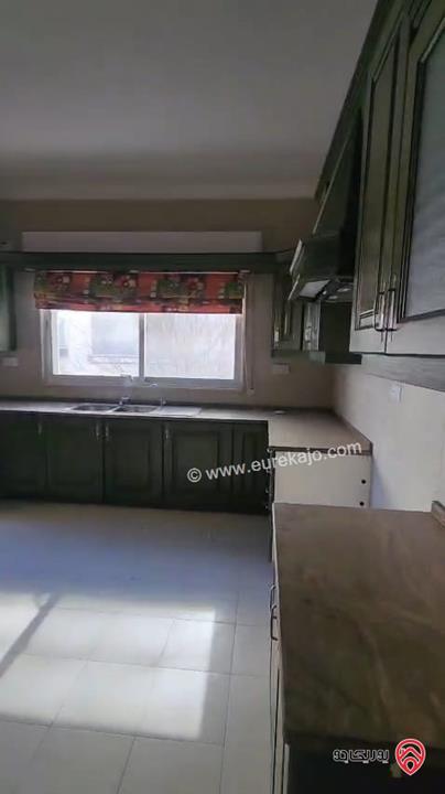 شقة طابق ثاني مساحة 200م للايجار في عمان - دير غبار قرب زيت وزعتر 