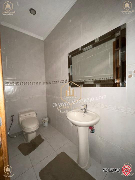 شقة أرضية مساحة 450م داخلي و 300م خارجي للايجار في عمان - الجاردنز