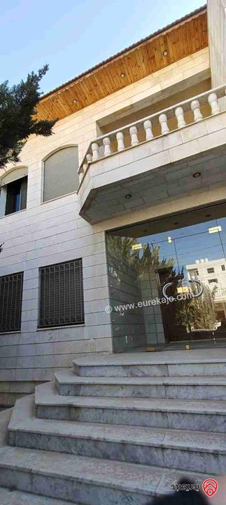 فيلا متلاصقة فاخرة جدا مساحة 540م على أرض 500م للبيع في عمان - شفا بدران الكوم 