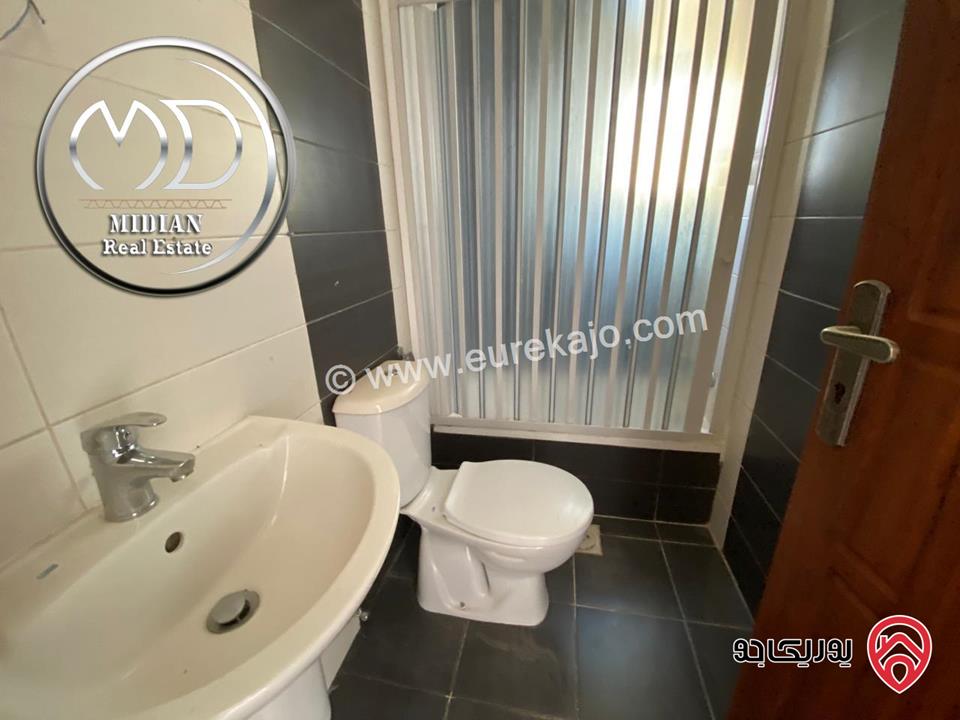 شقق للبيع طابق أخير مع روف في عمان - ضاحية الرشيد مساحات 220م & 240م مع تراسات امكانية الأقساط بأسعار مميزة