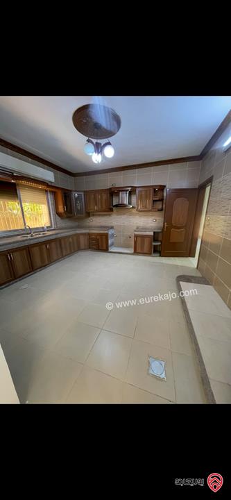 شقة مميزة ضمن بيت مستقل مساحة 200م للإيجار في اربد