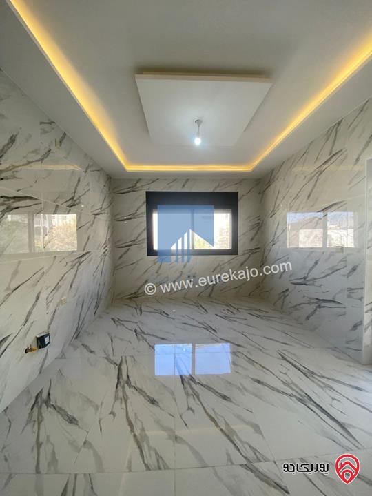 شقة أرضية مساحة 160م تشطيب سوبر ديلوكس للبيع في عمان - تلاع العلي