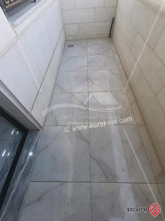 شقة فارغة طابق ثاني مساحة 175م للايجار في عمان - خلدا