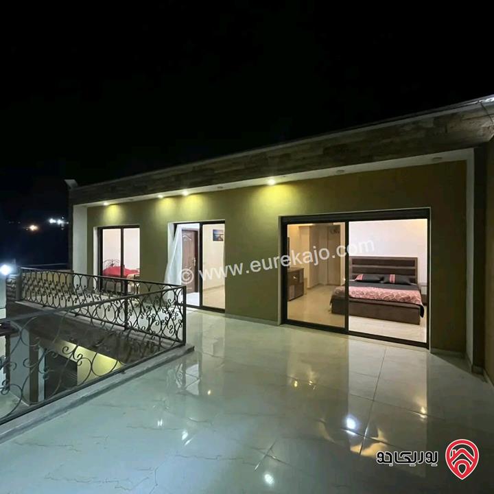 مزرعة مكونة من شاليهات إثنين متلاصقين على أرض 546م للبيع في البحر الميت - جوفة الكفرين