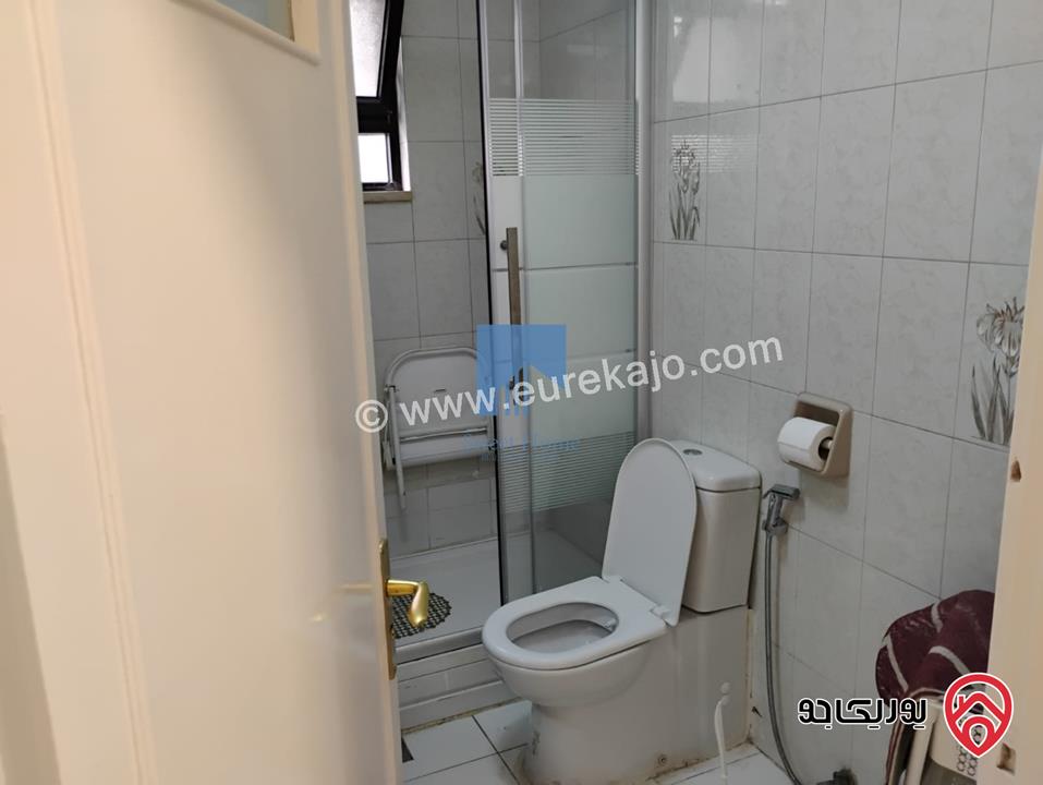 شقة ارضية مساحة 206م مع ترس 60م للبيع في عمان - عبدون