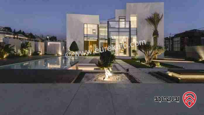 قصر مساحة 1500م على أرض 1800م للبيع في عمان - دابوق