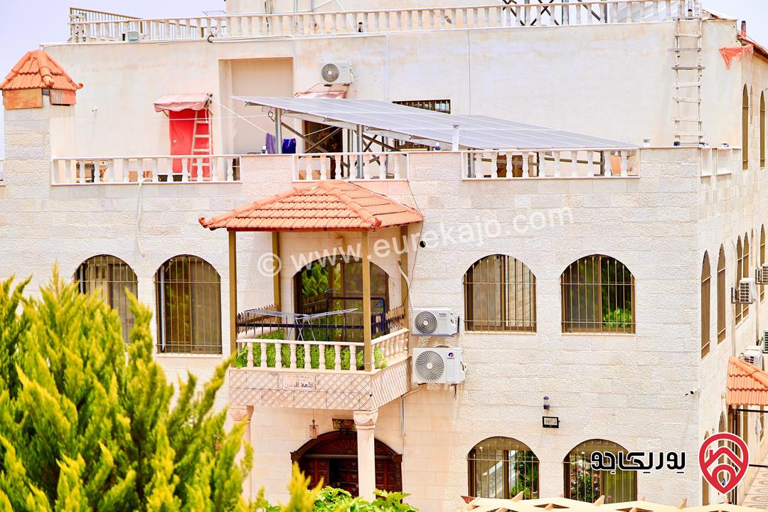 فيلا مساحة 1150م على أرض 2 دونم للبيع مع الأثاث في عمان - منطقة الجبيهة