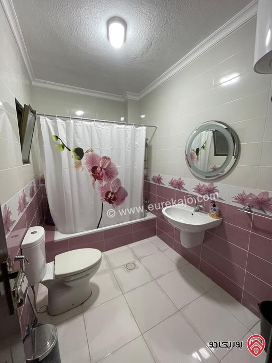 شقة طابق ثاني مساحة 150م للبيع في الزرقاء الجديدة قرب كنيسة الماريوسف