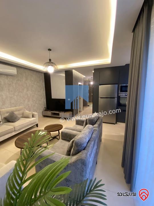 شقة مفروشة فاخرة طابق ثالث 95م للبيع في عمان - خلدا خلف بردايس وقرب المستقلة تشطيب سوبر ديلوكس