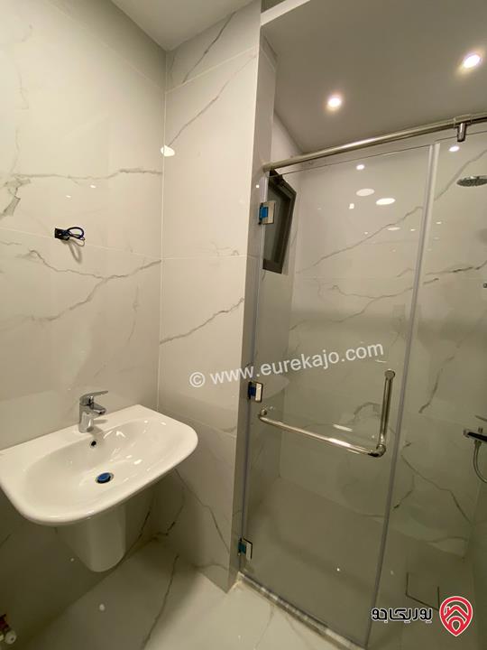 شقة مساحة 180 م طابق ثالث دوبلكس للبيع في عمان - الرونق 