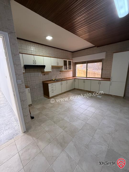 شقة طابق ثاني مساحة 190م للايجار في عمان - دير غبار 