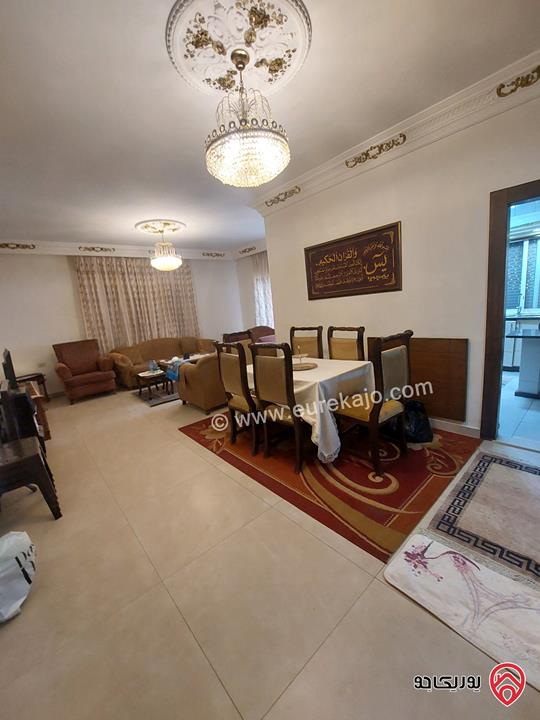 شقة مفروشة طابق ثالث مساحة 120م للبيع في عمان - تلاع العلي