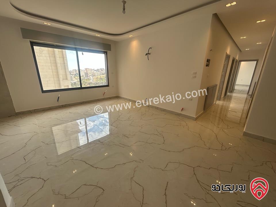 شقة مساحة 215م طابق اول للايجار في عمان - الجبيهة مقابل قصر الاميرة بسمة