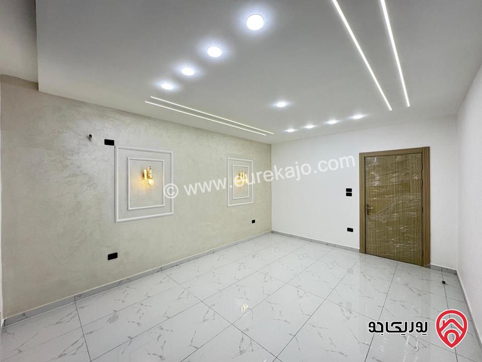 اخر شقتين طابق أرضي مساحة 160م وطابق ثالث دوبلكس مساحة 212م للبيع في عمان - البنيات