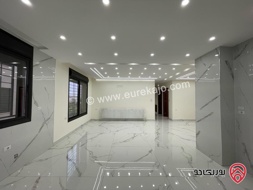 اخر 3 شقق مساحة 200م / 268م / 349م للبيع في عمان - البنيات