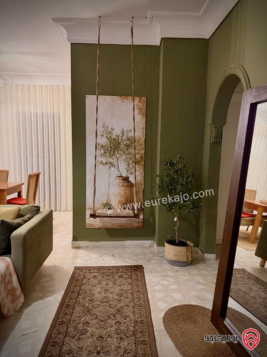 شقة مفروشة طابق ثالث مساحة 110م للايجار في عمان - اللويبدة جديد لم تسكن 