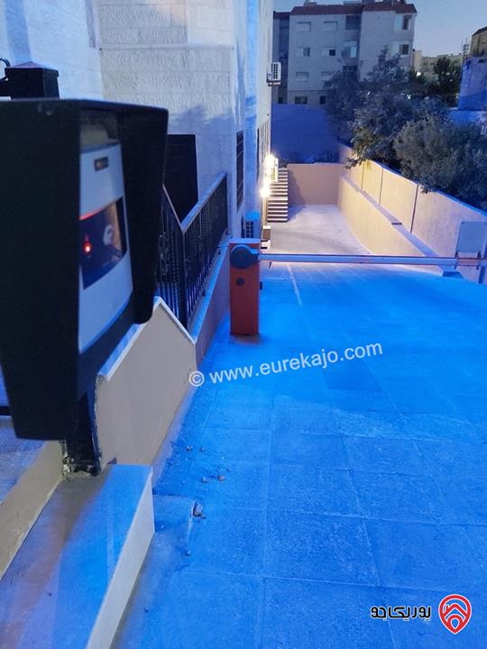 عمارة تتكون من 44 شقة فندقية للبيع في عمان - الجبيهة